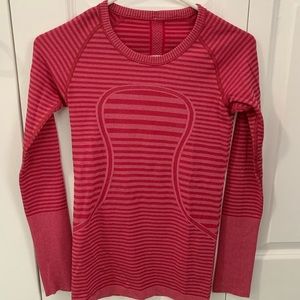 Lululemon long sleeve shirt